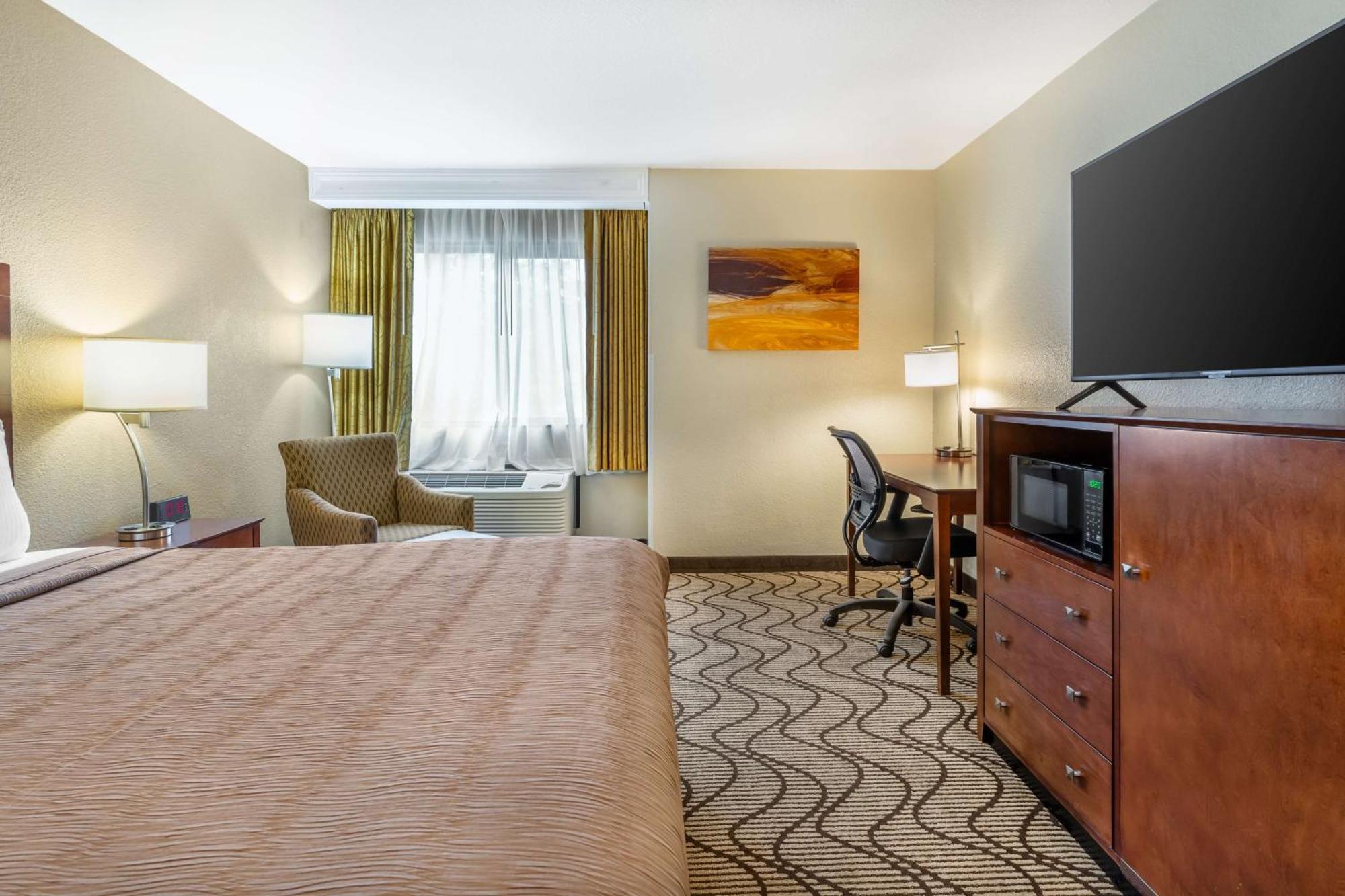 Hotel Western John Muir