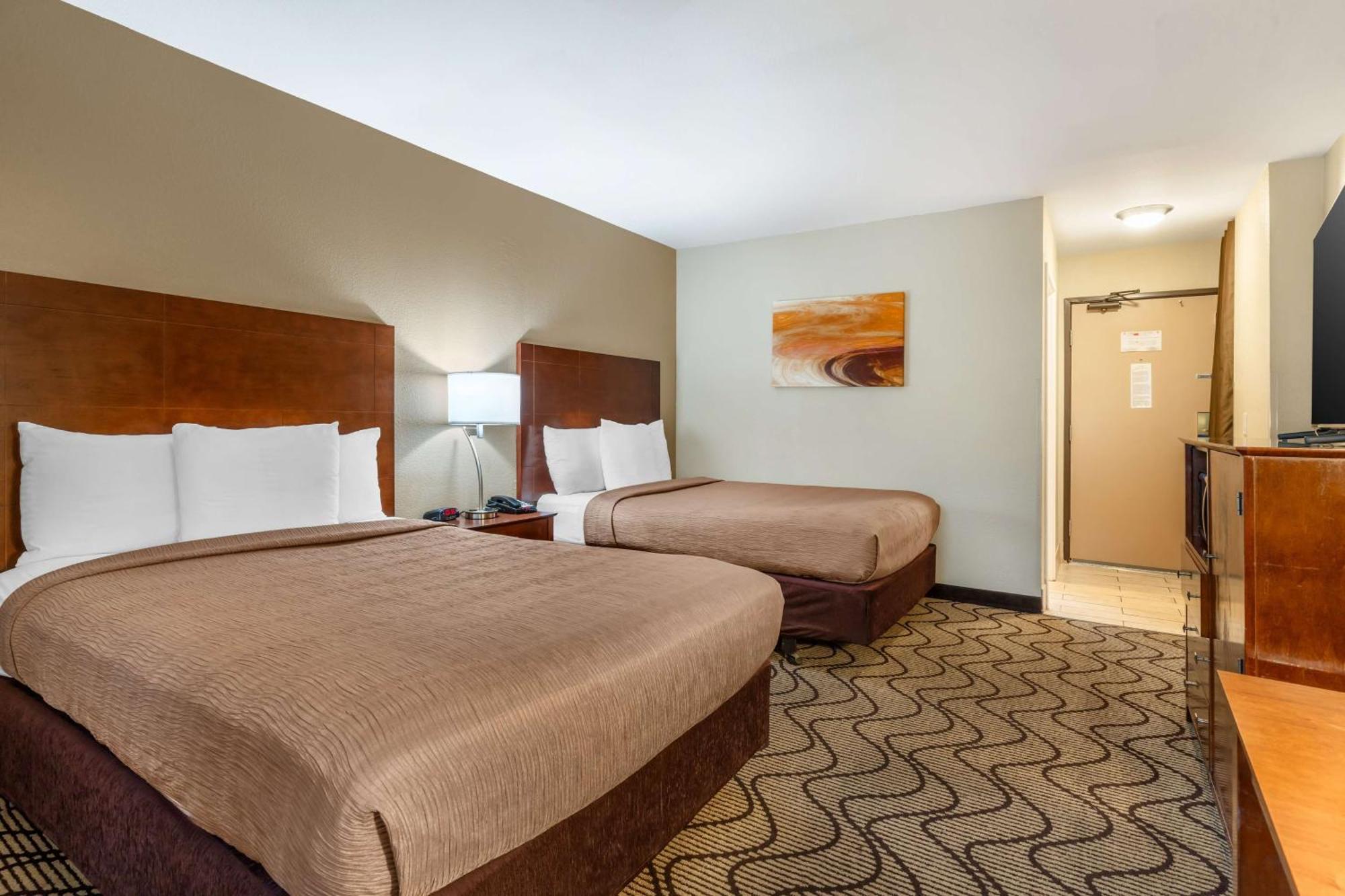 Hotel Western John Muir