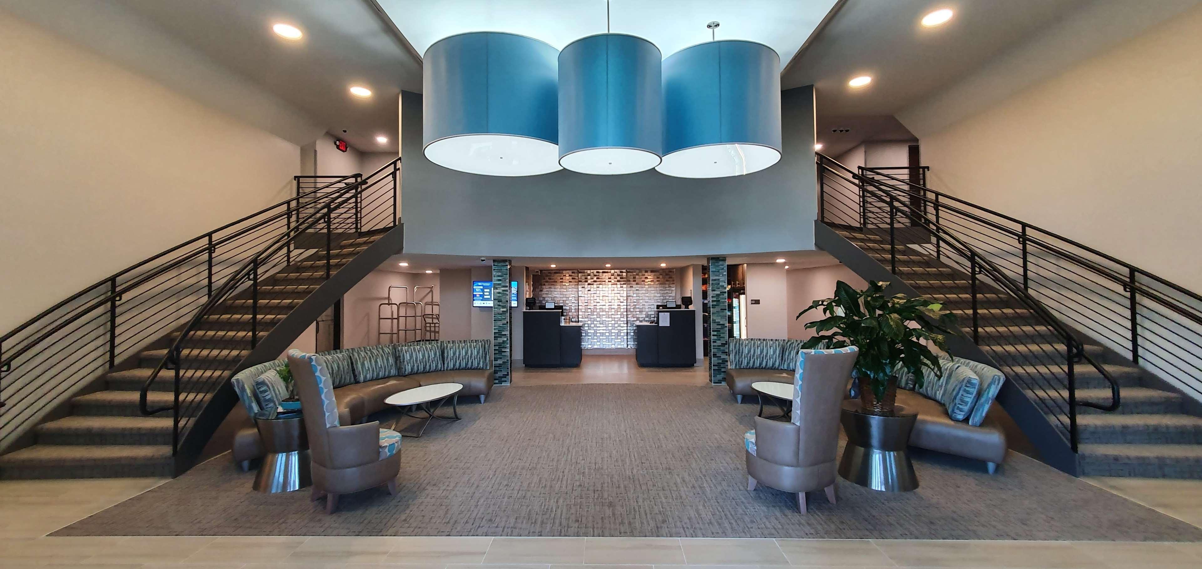 Hotel Western John Muir