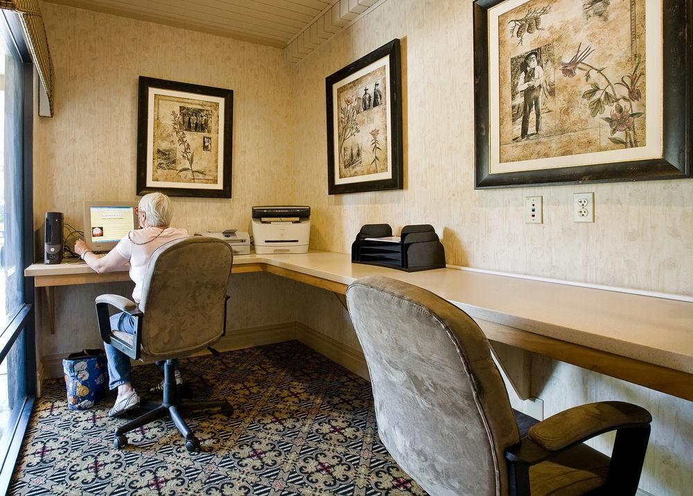 Western John Muir Hotel 3*